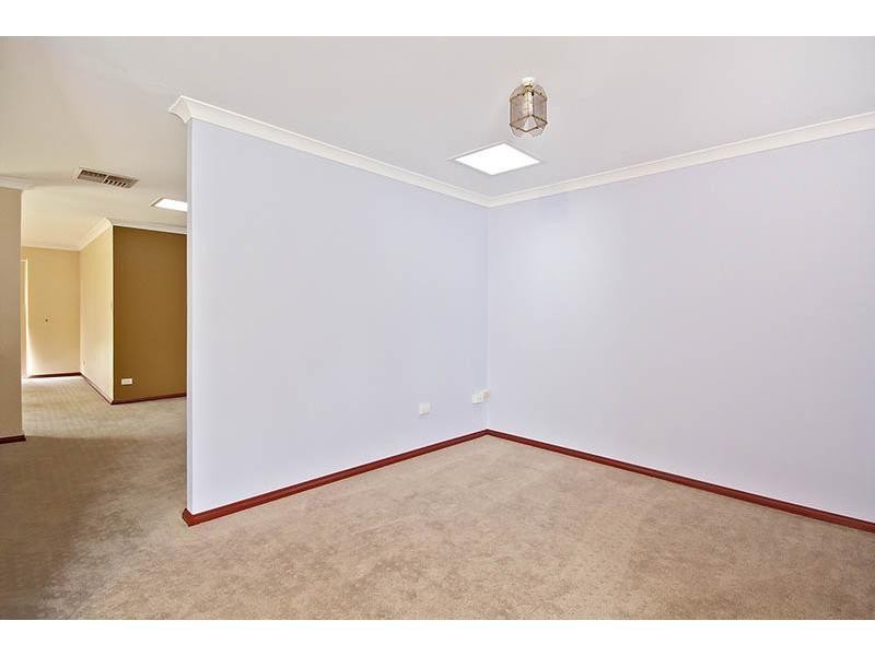 14 Ferrolana Court, Stratton WA 6056