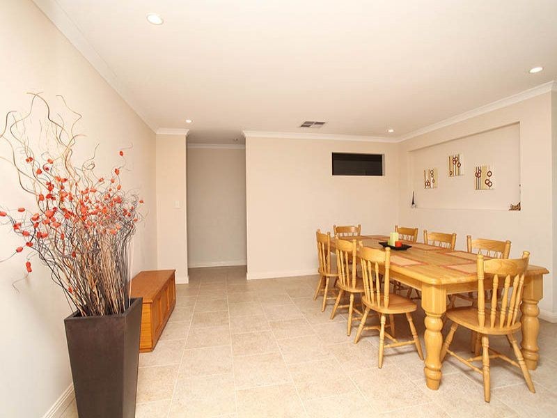 7 Uffizi End, Aveley WA 6069