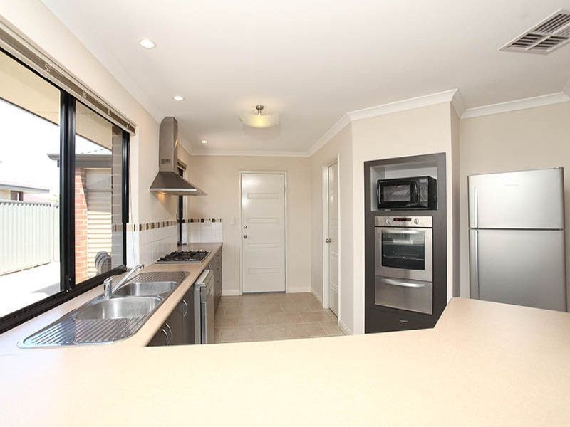 7 Uffizi End, Aveley WA 6069