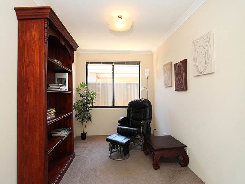 7 Uffizi End, Aveley WA 6069