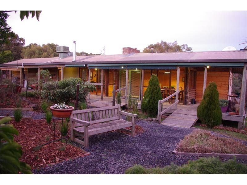 19 Combridge Drive, Beremboke VIC 3342