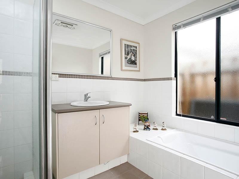 11A Pitt Street, Dianella WA 6059