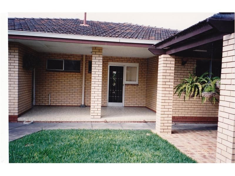 5 Olinda Court, Spearwood WA 6163