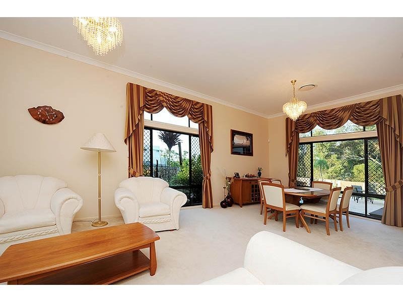 1 Fairway Parade, Peregian Springs QLD 4573