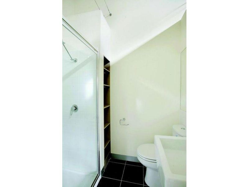 102,32-34 St Edmonds Road, Prahran VIC 3181