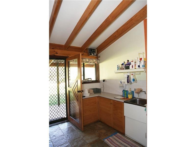 6 Hearle Road, Mumballup WA 6225