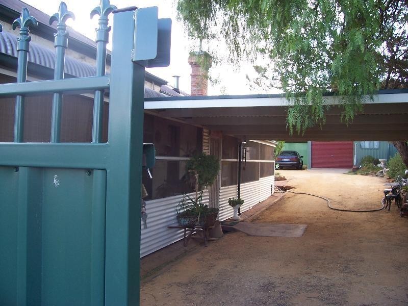 86 High Street, Wedderburn VIC 3518