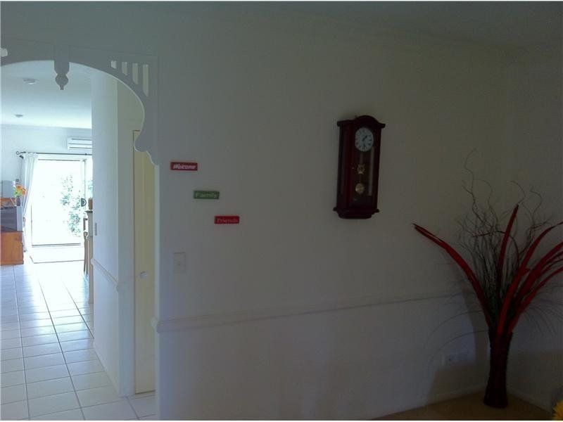 10 Mannix Place, Forest Lake QLD 4078