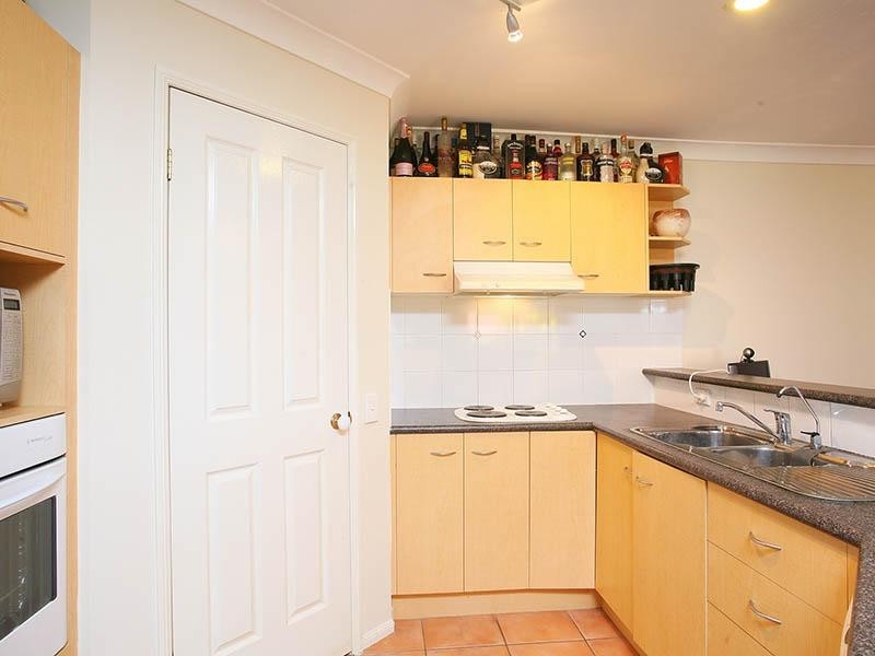 12 Bridgewater Road, Springfield QLD 4300