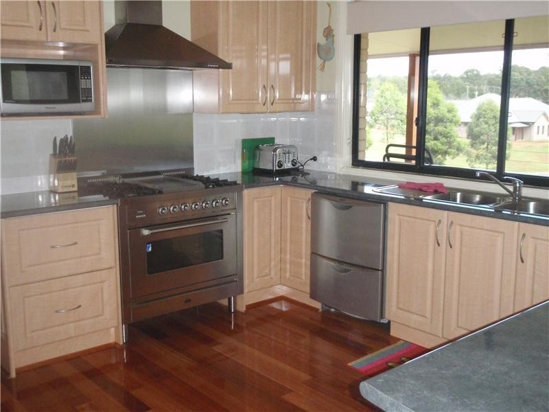 5 Carramar Close, Picton NSW 2571