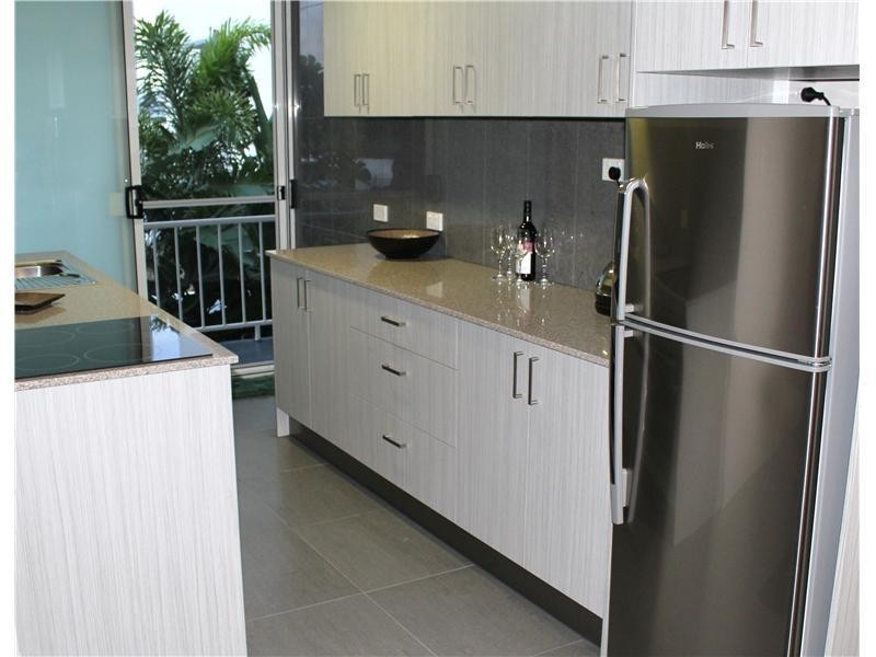 22 Mary Avenue, Broadbeach QLD 4218