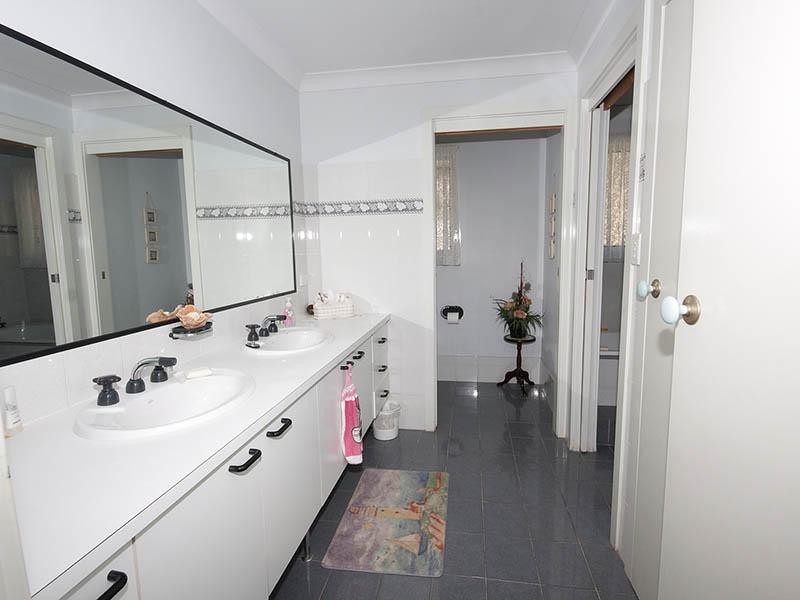 43 Albert Street, Taylors Beach NSW 2316