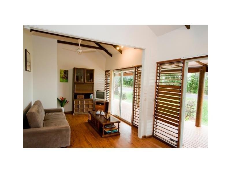 43 Mission Drive, South Mission Beach QLD 4852