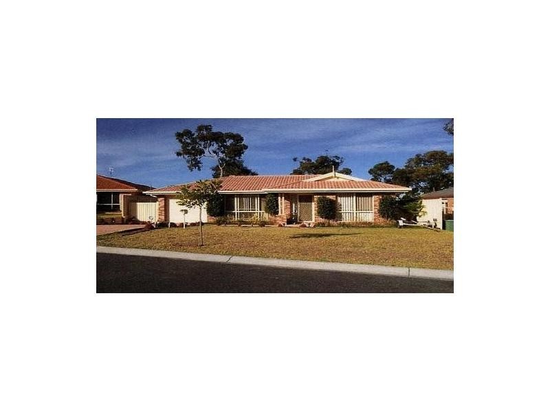 72 Whiteswan Ave, Blue Haven NSW 2262