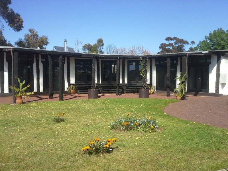 Ellimatta,5 Trewin Road, Goorambat VIC 3725