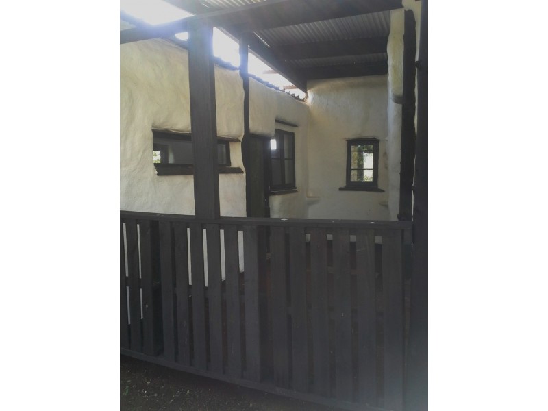 Ellimatta,5 Trewin Road, Goorambat VIC 3725