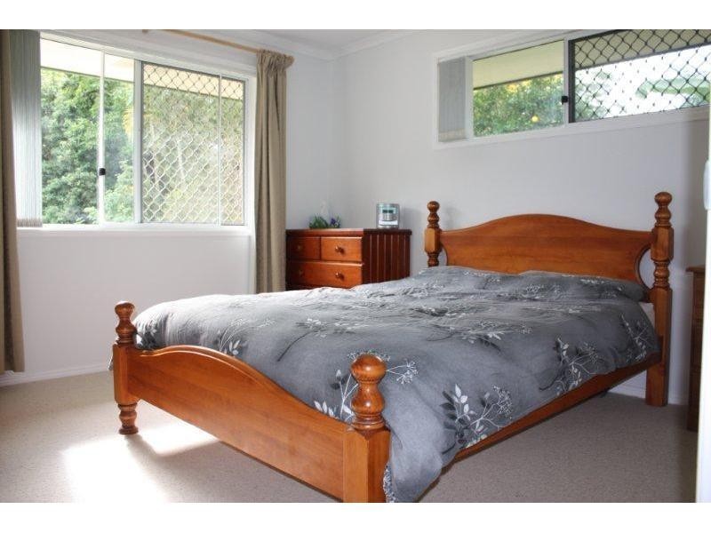 17 Sidney Drive, Beerwah QLD 4519