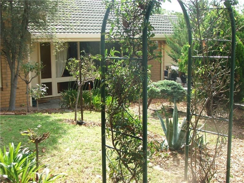 12 Glenburnie Street, Happy Valley SA 5159