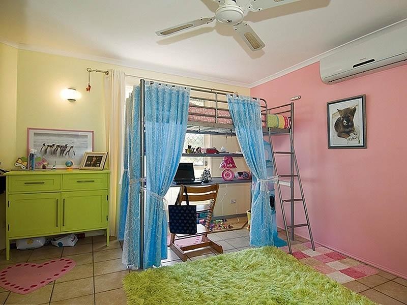 4 Daydream Crt, Kawungan QLD 4655