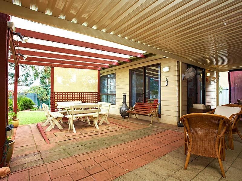 25 Capeview Crescent, Hackham SA 5163