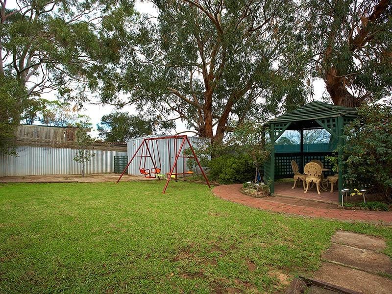 25 Capeview Crescent, Hackham SA 5163