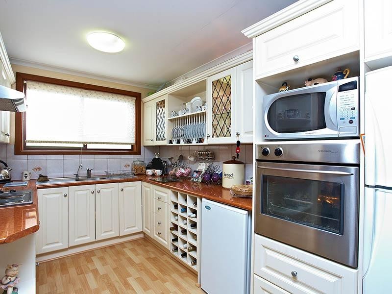 25 Capeview Crescent, Hackham SA 5163