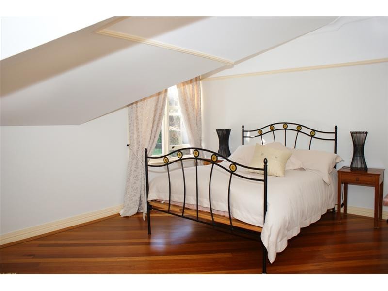 11 McCallum Place, Uki NSW 2484