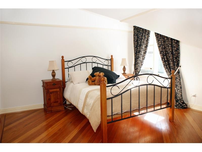 11 McCallum Place, Uki NSW 2484