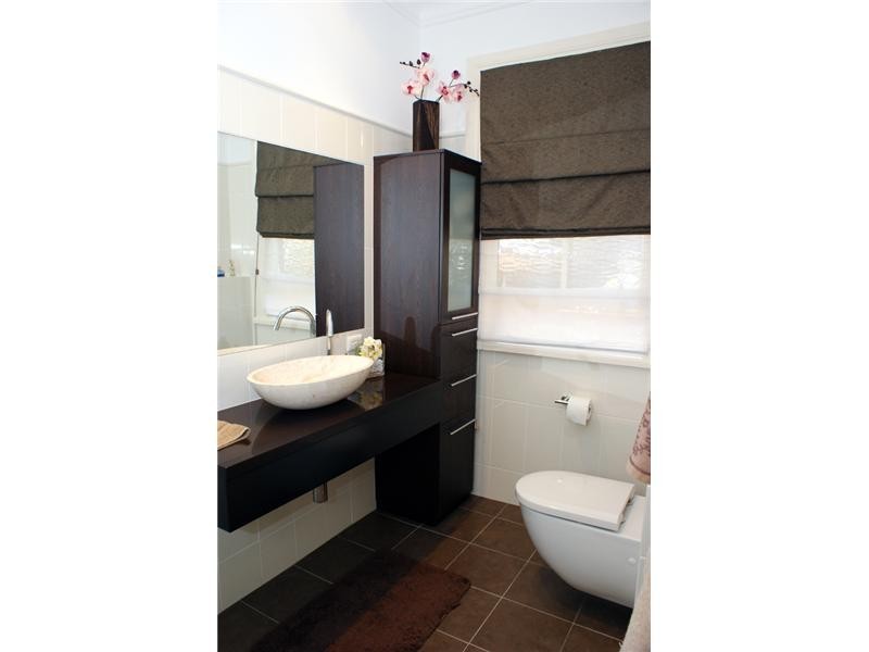 11 McCallum Place, Uki NSW 2484