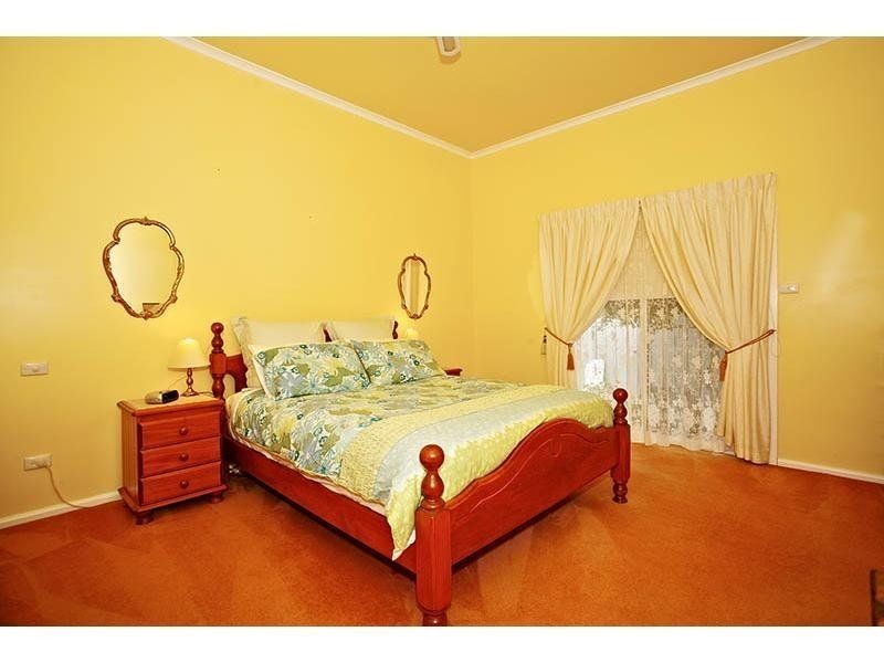 362 School Road, Greta VIC 3675