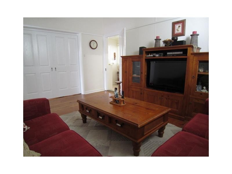 9 Gulliver Street, Hamilton NSW 2303