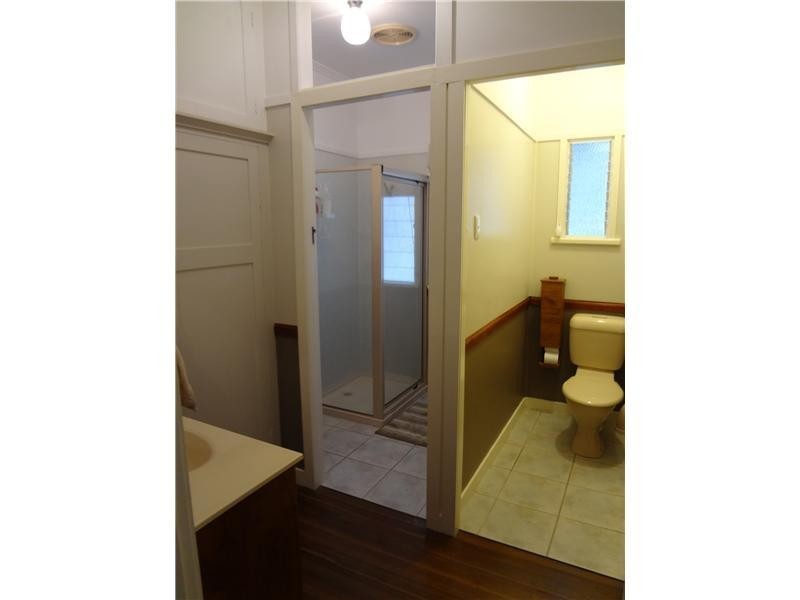 207 Craig Street, Berserker QLD 4701