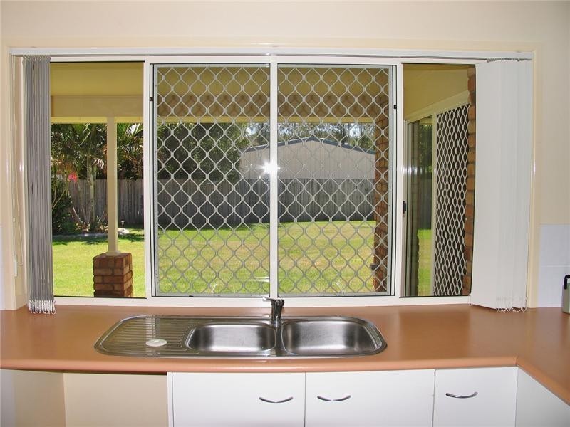 16 Charolais Crescent, Upper Kedron QLD 4055