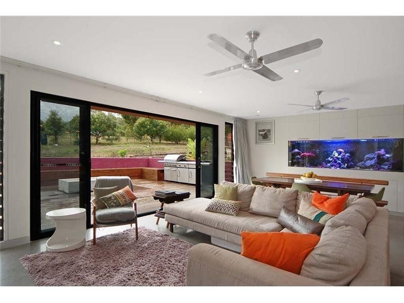 6 Jubarrah Lane, Tapitallee NSW 2540 the real estate agency Sold