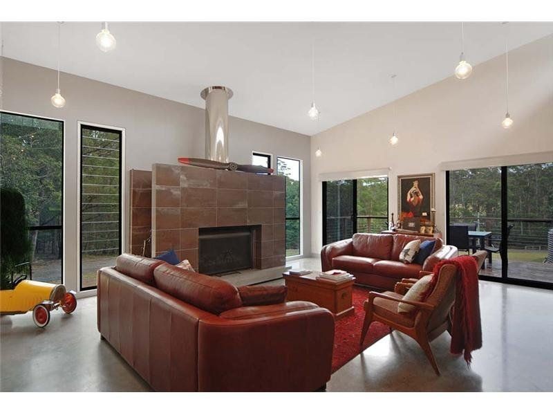 6 Jubarrah Lane, Tapitallee NSW 2540 the real estate agency Sold