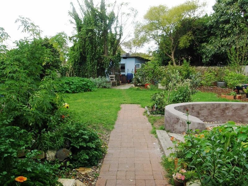2 Balfour Road, Swan View WA 6056