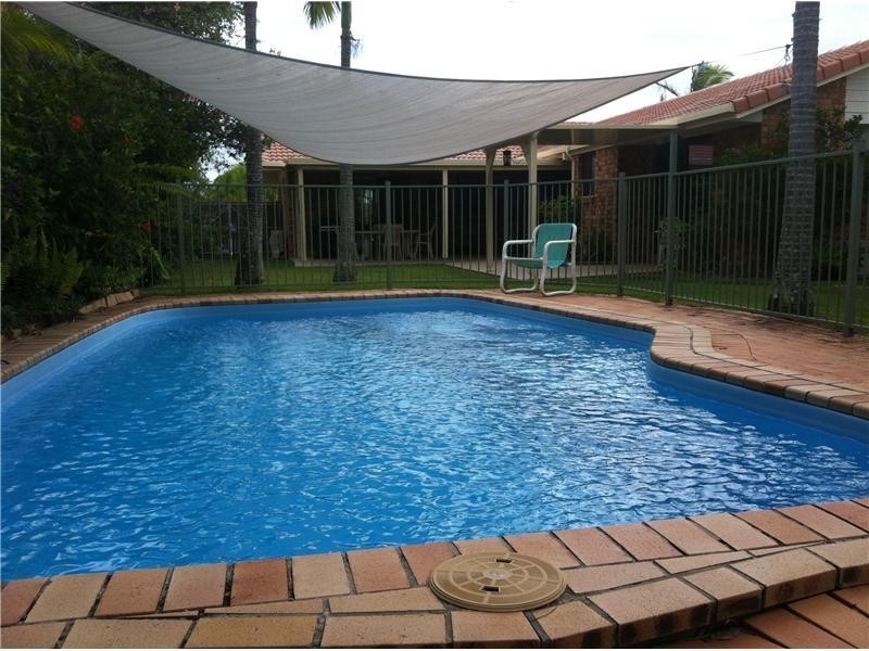 8 kel nagle crt, Parkwood QLD 4214