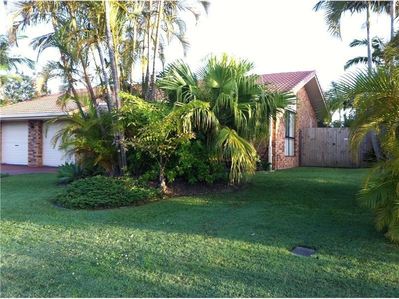 8 kel nagle crt, Parkwood QLD 4214