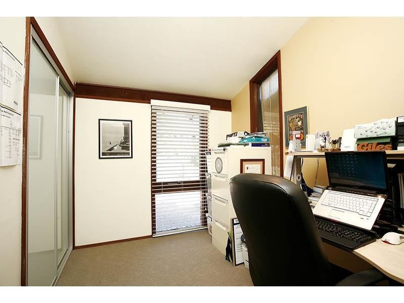 15 Peak Street, Bateau Bay NSW 2261