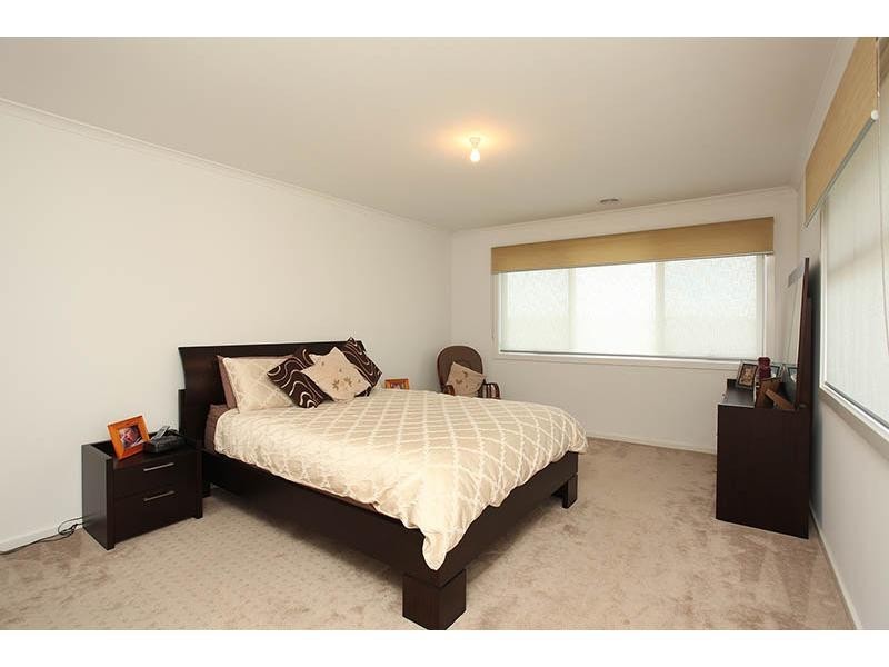 40 Farmhouse Boulevard, Epping VIC 3076