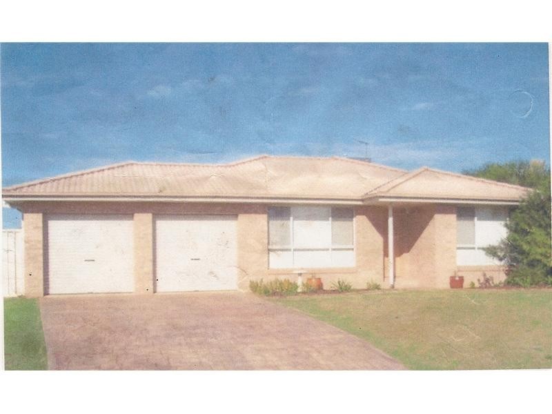 6 Albion Grove Crescent, Griffith NSW 2680