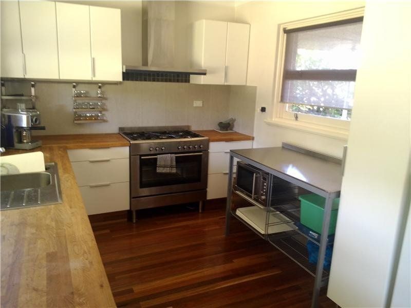 16 Hanlon Street, Hamilton Hill WA 6163