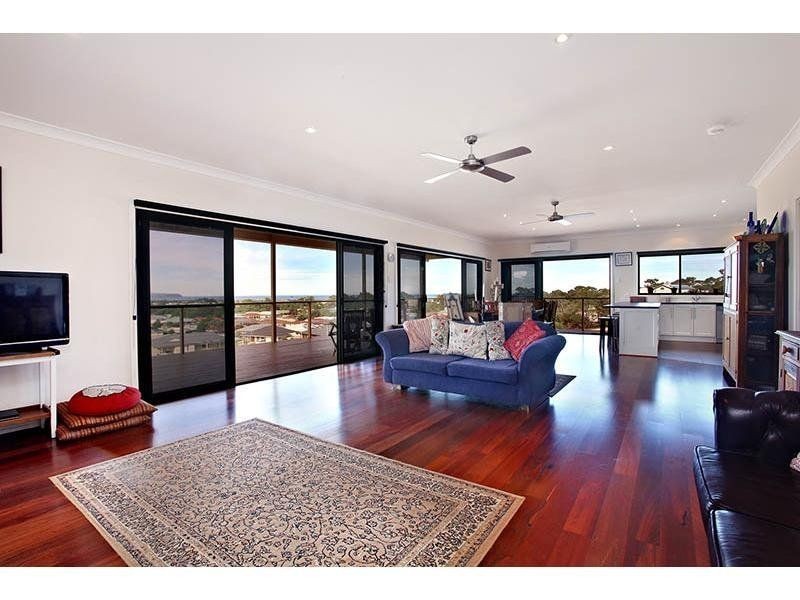 4 Mitchell Heights, Normanville SA 5204