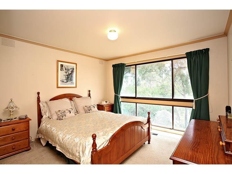 2 Beryl Close, Greensborough VIC 3088