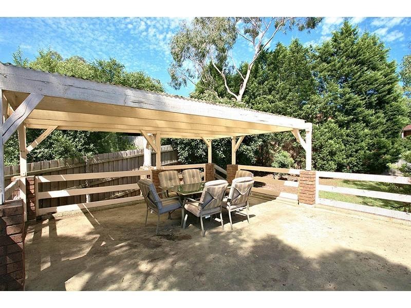 2 Beryl Close, Greensborough VIC 3088