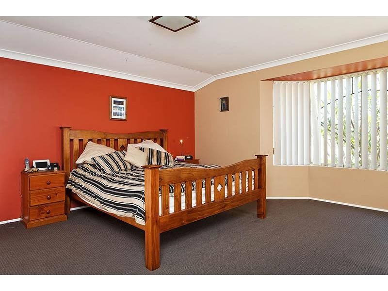 6 Empress Crescent, Atwell WA 6164