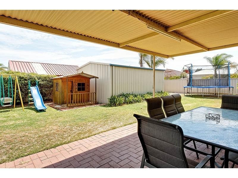 6 Empress Crescent, Atwell WA 6164