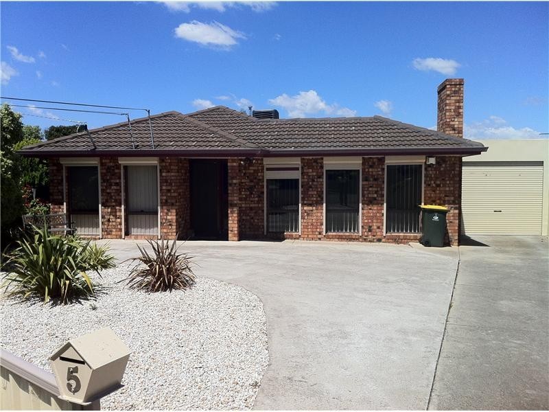 5 Shannon Court, St Albans VIC 3021