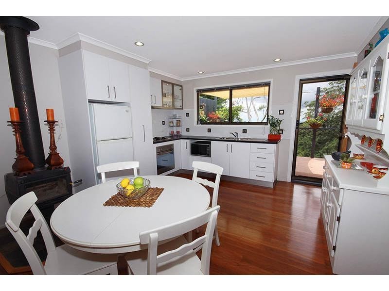 6 Topaz Street, Mapleton QLD 4560