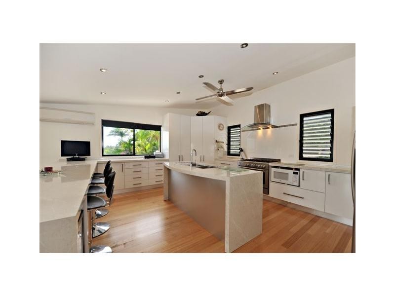25 Arkana Drive, Noosa Heads QLD 4567
